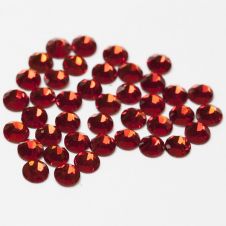 Strasszkõ SS4 Light Siam 40db